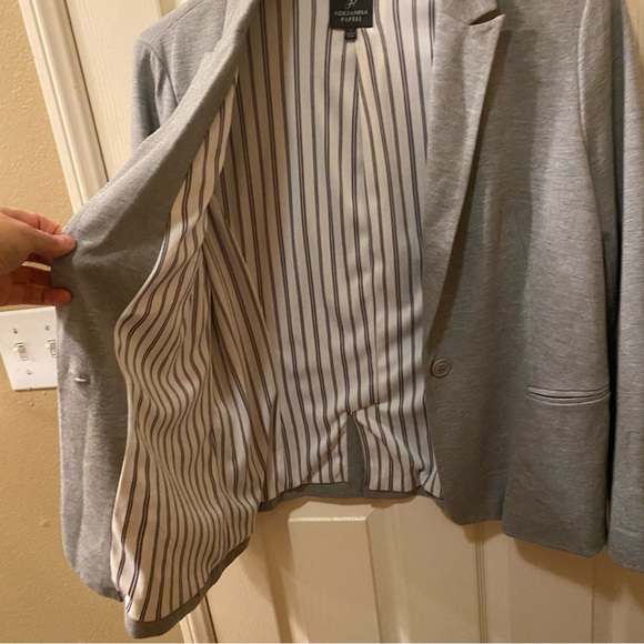 Adrianna Papell sweatshirt blazer size large, soft gray pinstripe lining NWOT - Picture 10 of 17